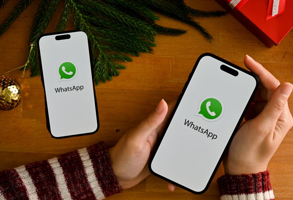 WhatsApp em dois celulares